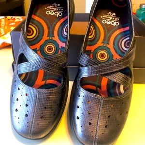 Womens Abeo Ciji Mary Janes Pewter 9.5 New without tags
